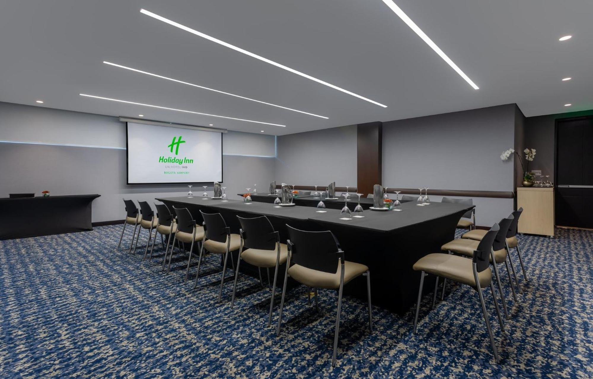 Holiday Inn Bogota Airport By Ihg Екстер'єр фото