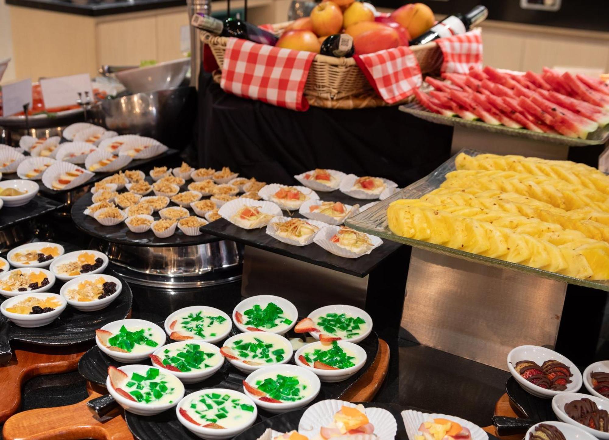 Holiday Inn Bogota Airport By Ihg Екстер'єр фото