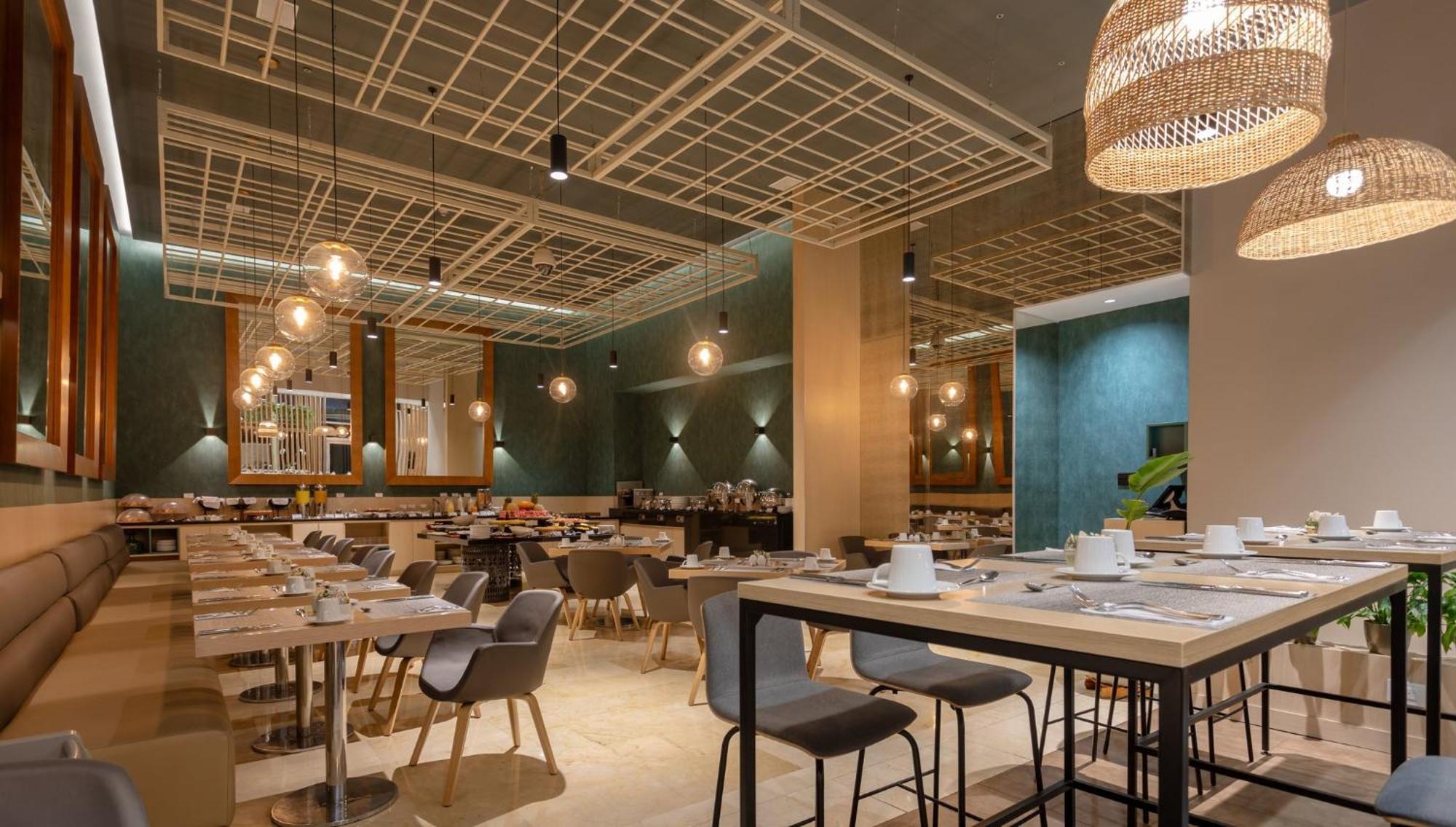 Holiday Inn Bogota Airport By Ihg Екстер'єр фото